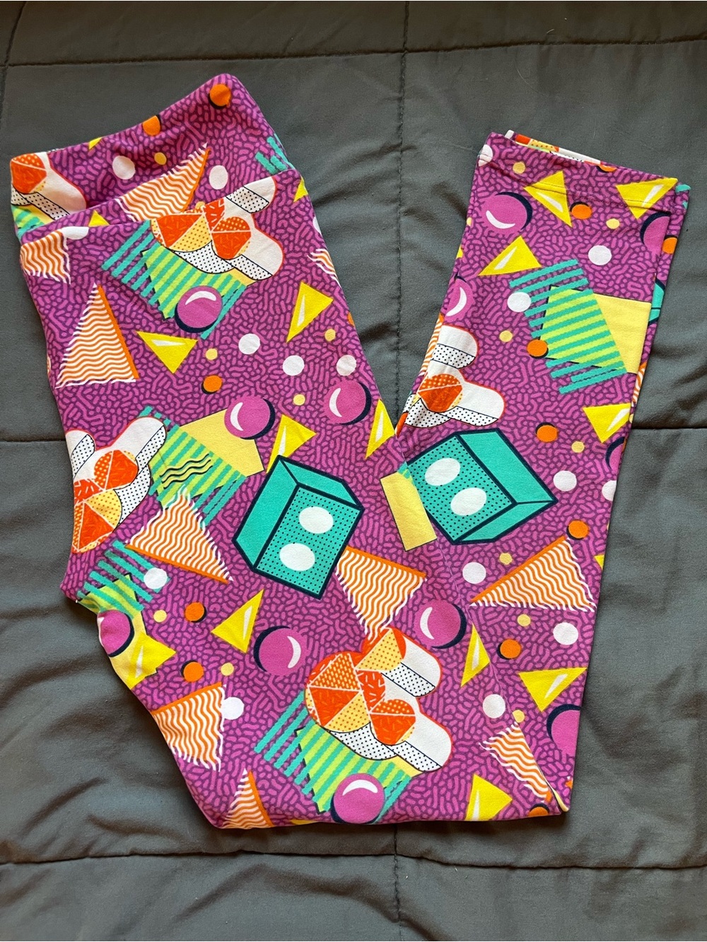 LuLaRoe Mickey Disney Geometric Patterned Leggings